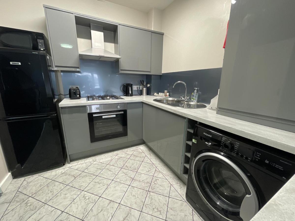 Mays Apartments - 102 Mill Street, Free Parking, 2 Minute Walk To Baltic Market And City Centre - Apartments Sleep 1-10 Guests Liverpool Ngoại thất bức ảnh