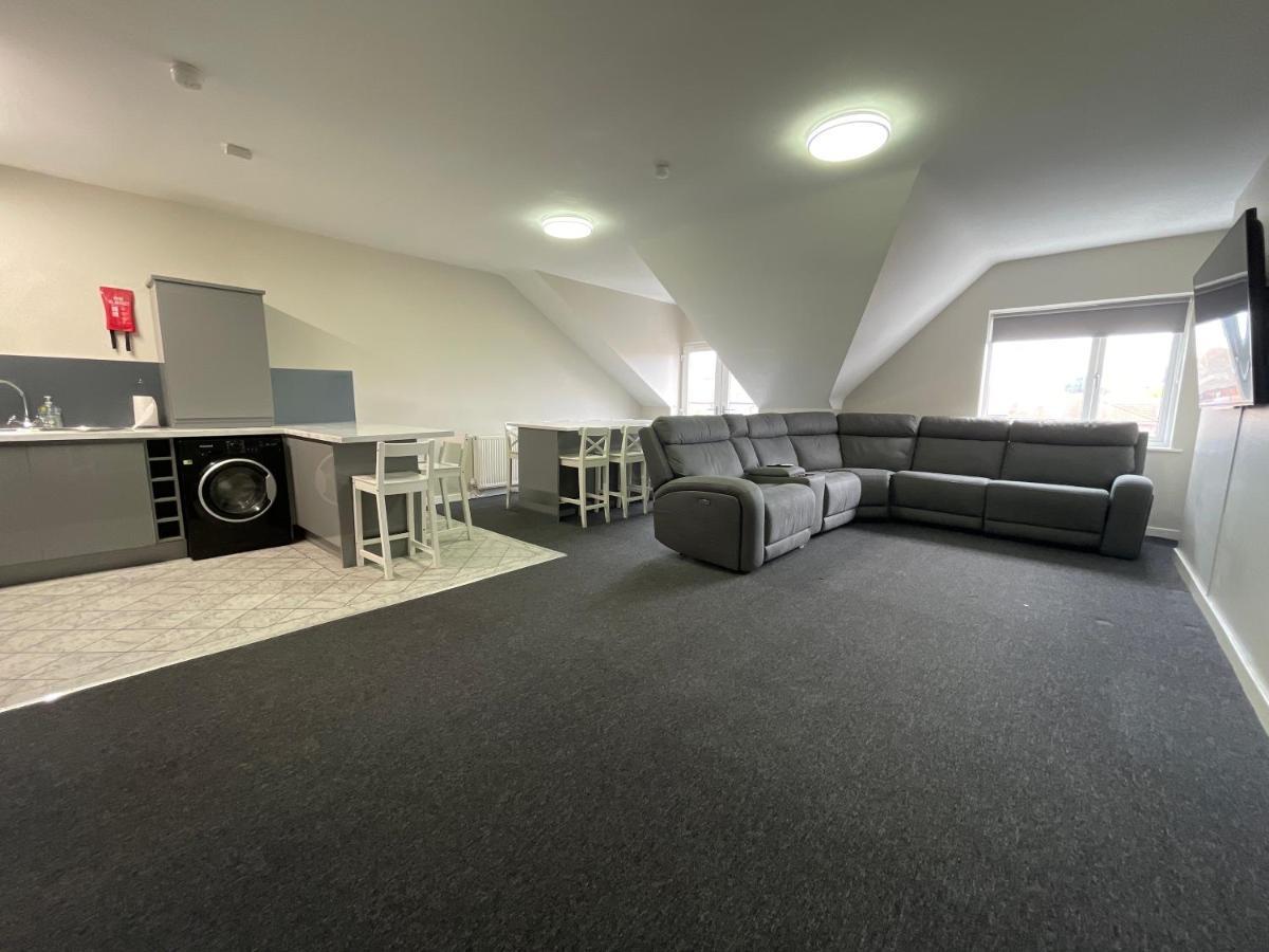 Mays Apartments - 102 Mill Street, Free Parking, 2 Minute Walk To Baltic Market And City Centre - Apartments Sleep 1-10 Guests Liverpool Ngoại thất bức ảnh