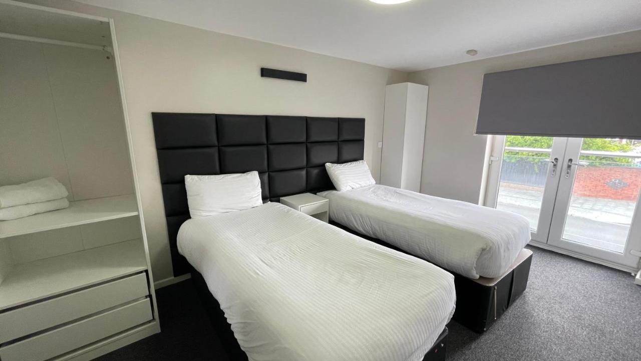 Mays Apartments - 102 Mill Street, Free Parking, 2 Minute Walk To Baltic Market And City Centre - Apartments Sleep 1-10 Guests Liverpool Ngoại thất bức ảnh