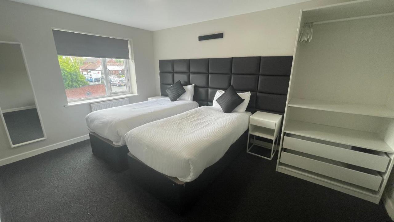 Mays Apartments - 102 Mill Street, Free Parking, 2 Minute Walk To Baltic Market And City Centre - Apartments Sleep 1-10 Guests Liverpool Ngoại thất bức ảnh